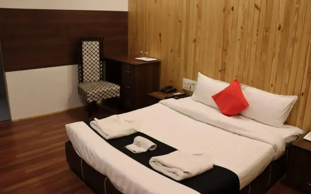 Сурат: Hotel Welcome Palace