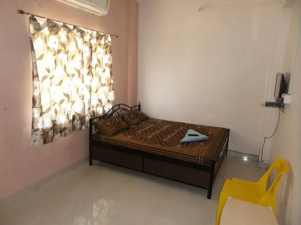 Пуна: Hotel Ladli Lodging