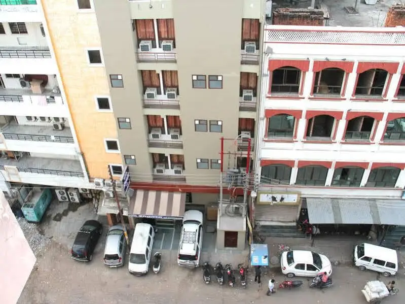 Hotel Shanta VS Continental — фото 1