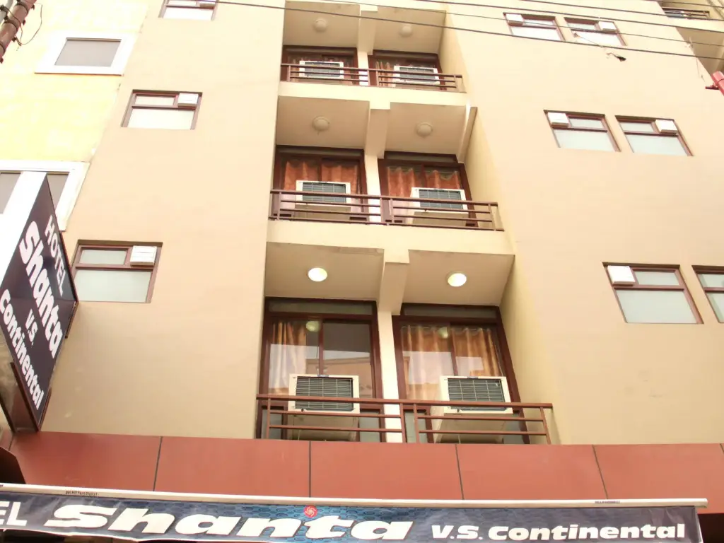 Лакхнау: Hotel Shanta VS Continental