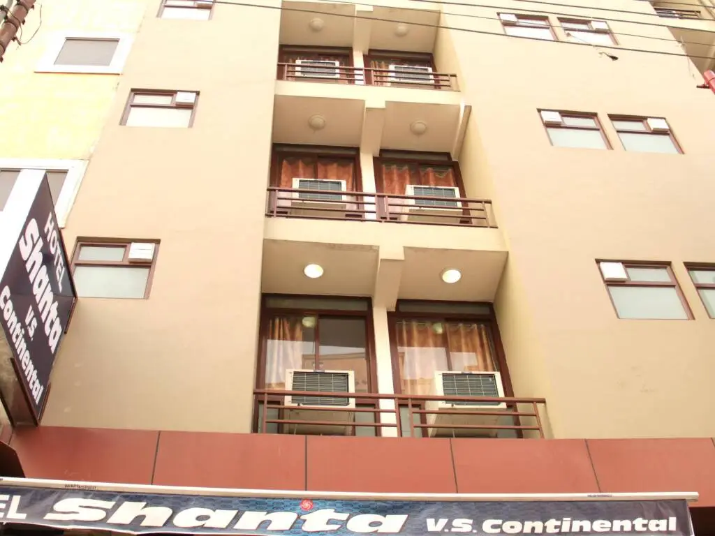 Лакхнау: Hotel Shanta VS Continental