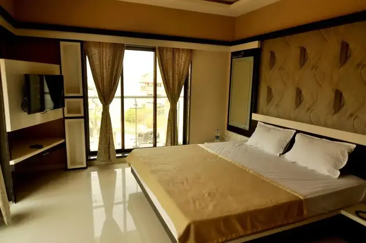 Йесейд: Hotel Elegant