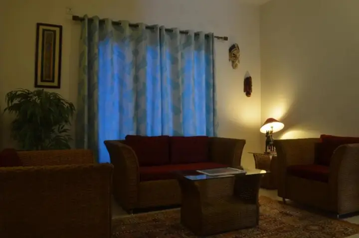 Бангалор: Luxtay Suites