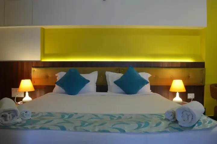 Бангалор: Luxtay Suites