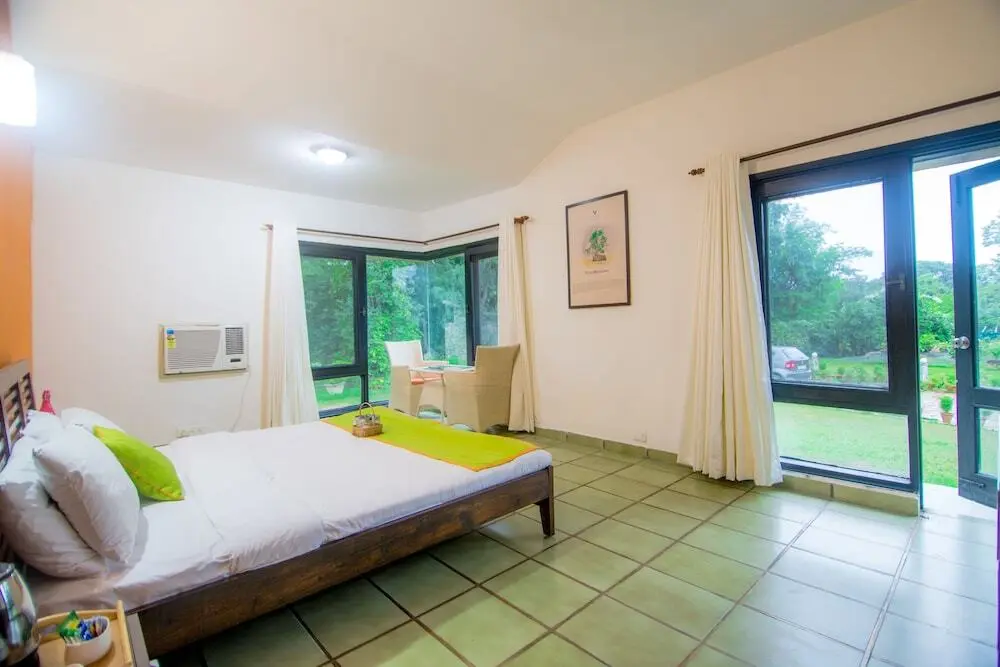 Нью-Дели: V Resorts Delhi Farm Stay