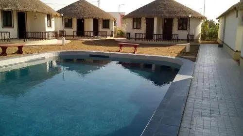 Кинну Вади: The Village Resort Mandvi