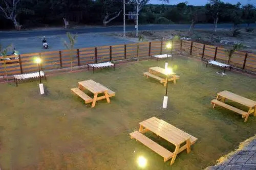 Кинну Вади: The Village Resort Mandvi