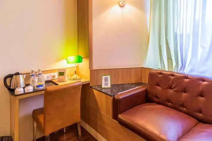 Пимпри-Чинчвад: Treebo Premium Grand Emerald