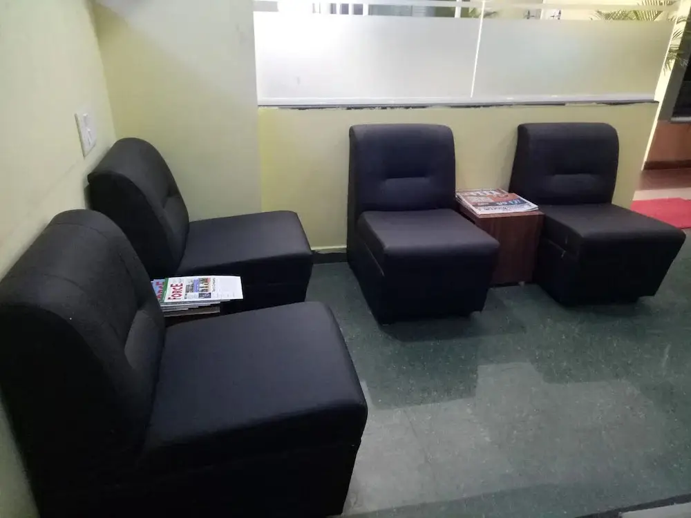 Бангалор: Ample Premium Suites