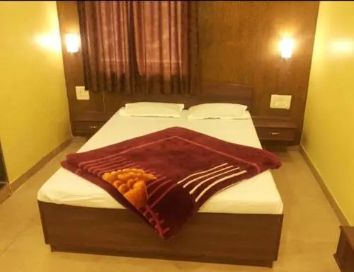 Даполи: Om Shanti Beach Resort