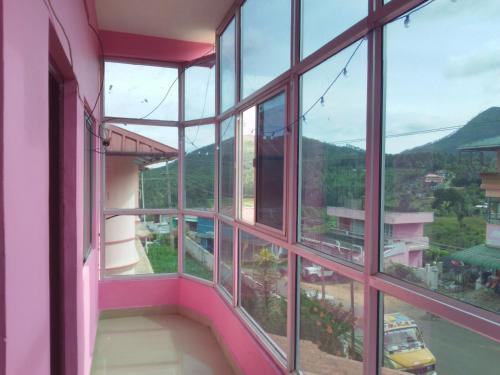 Валпарай: Pushpagiri Apartment