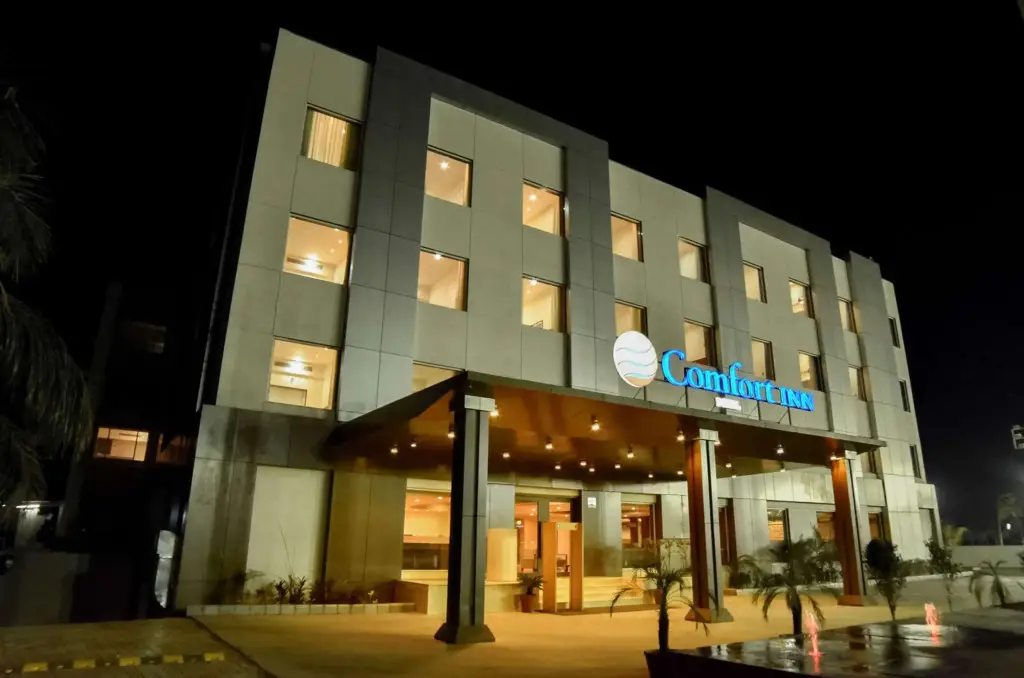 Вадодара: Comfort Inn Donil