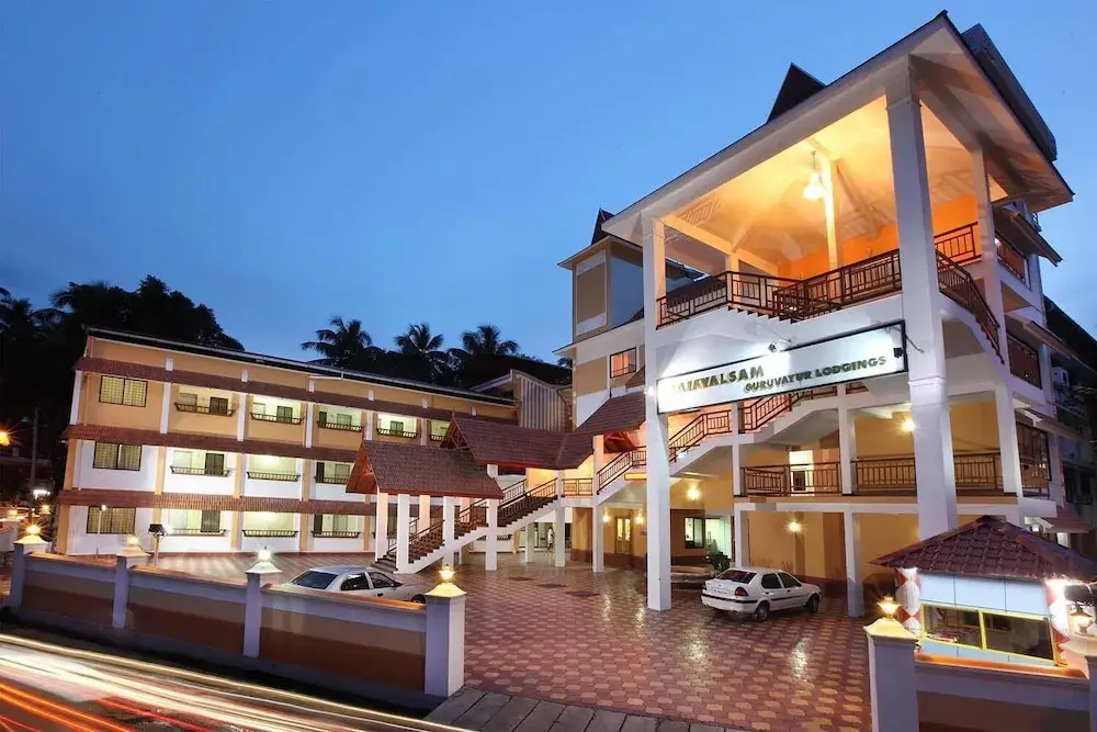 Гуруваюр: Rajavalsam Guruvayur