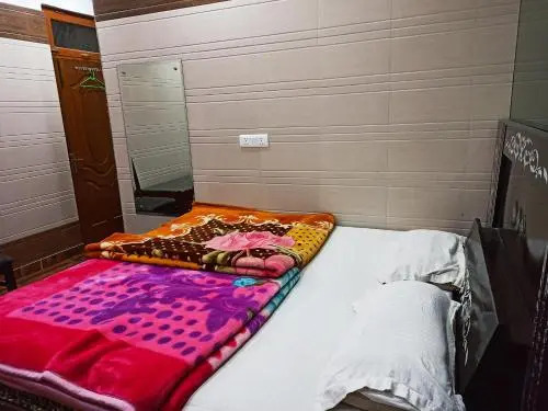Нью-Дели: Hotel Al-Haram