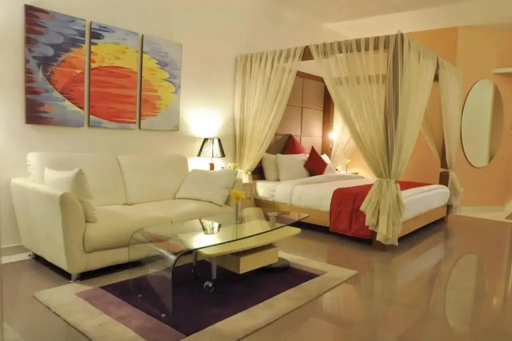 Раджкот: Seasons Hotel Rajkot