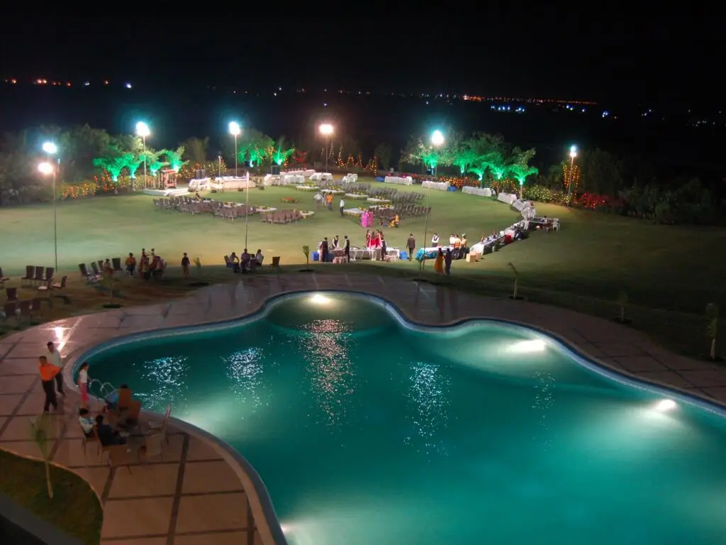 Раджкот: Seasons Hotel Rajkot