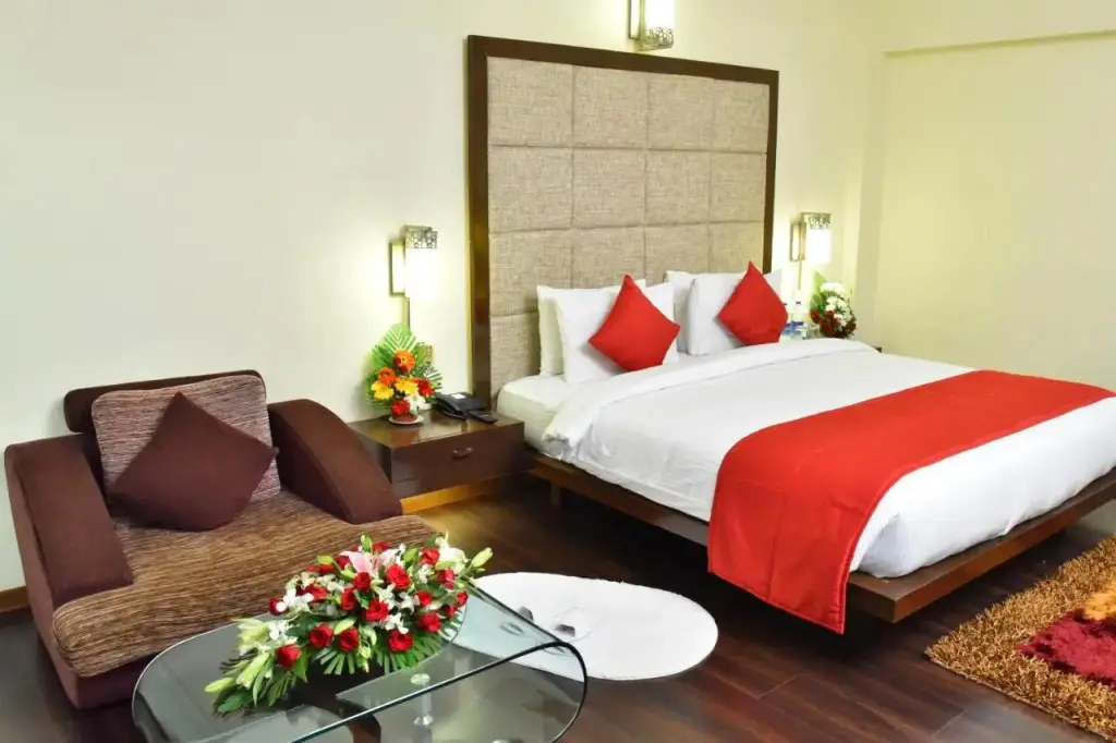 Раджкот: Seasons Hotel Rajkot