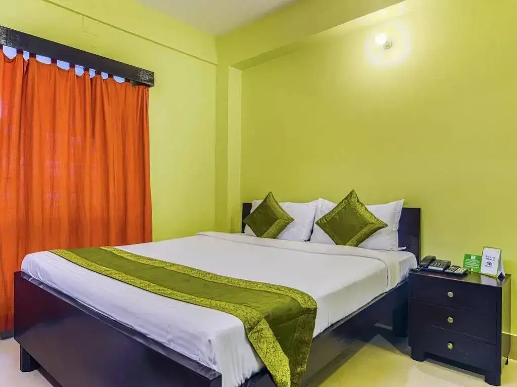 Колката: OYO Rooms Ekdalia