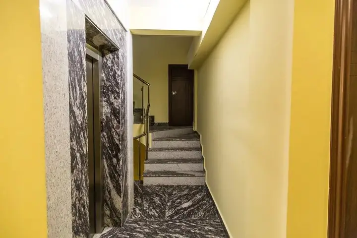 Бангалор: FabHotel 29th Church's Inn