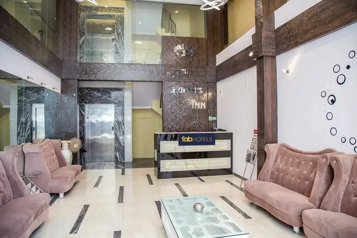 Бангалор: FabHotel 29th Church's Inn