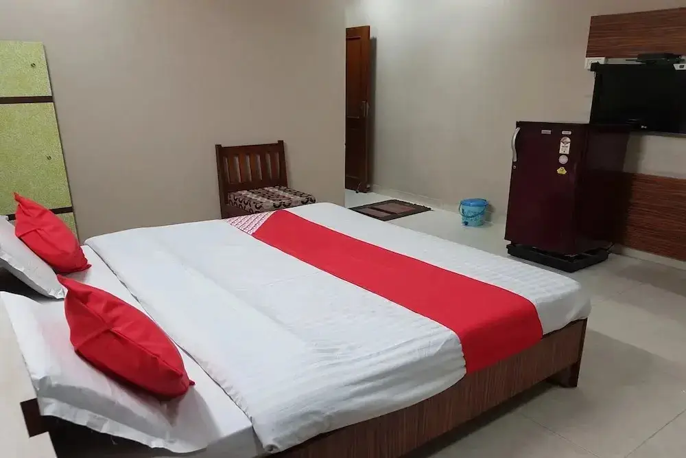 Крепость Jhansi: Hotel Anand By OYO Rooms