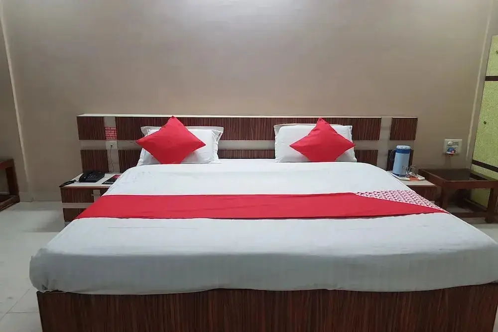 Крепость Jhansi: Hotel Anand By OYO Rooms