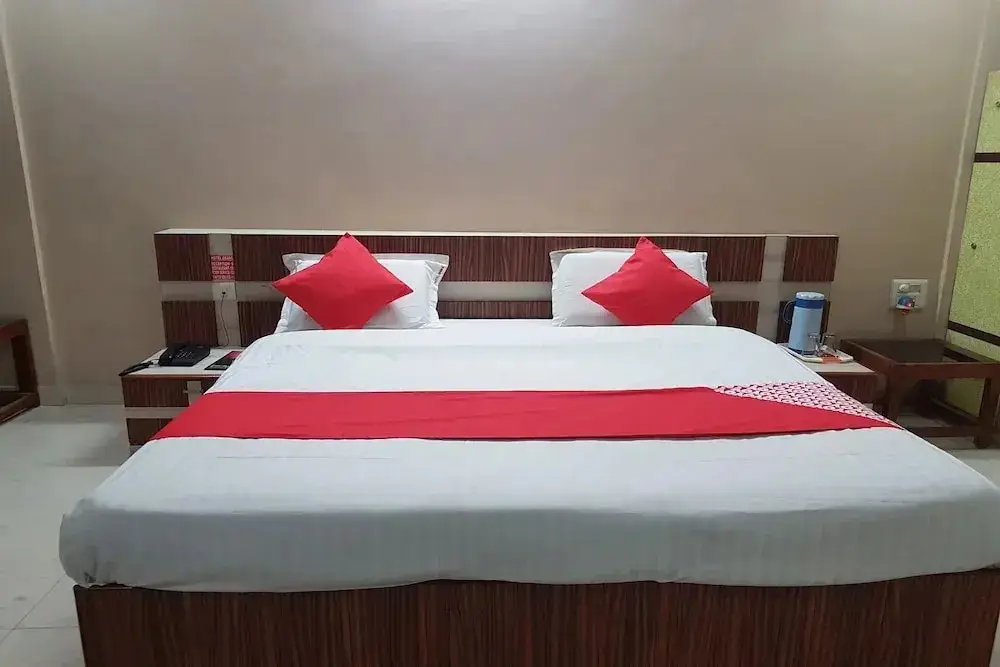 Крепость Jhansi: Hotel Anand By OYO Rooms