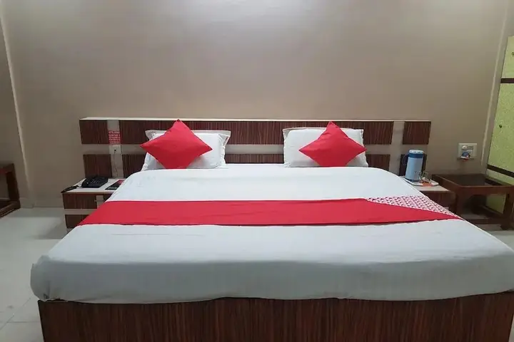 Крепость Jhansi: Hotel Anand By OYO Rooms