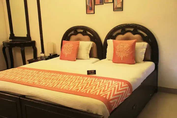 Гуруграм: OYO Rooms Akashneem Marg II