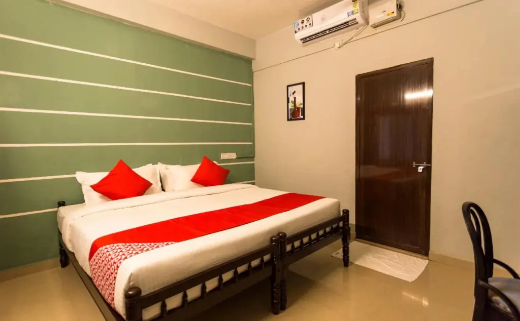 Недумбассери: Cochin Airport Hotel By OYO Rooms