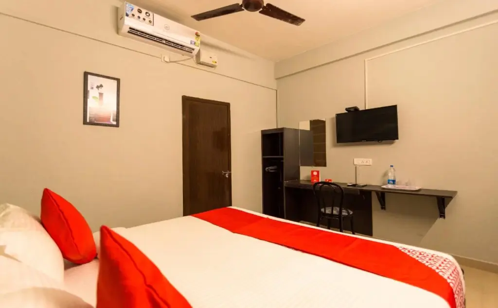 Недумбассери: Cochin Airport Hotel By OYO Rooms