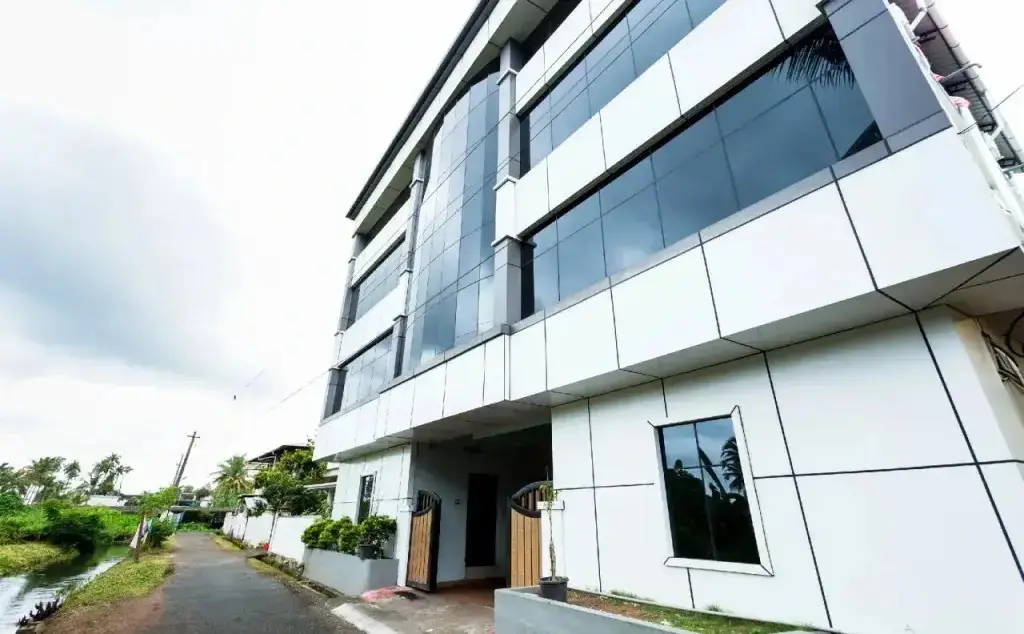 Cochin Airport Hotel By OYO Rooms — фото 1