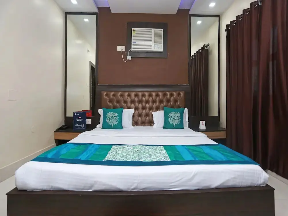 Катра: OYO 4589 Hotel City heart