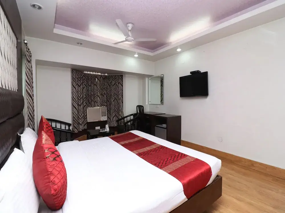 Катра: OYO 4589 Hotel City heart