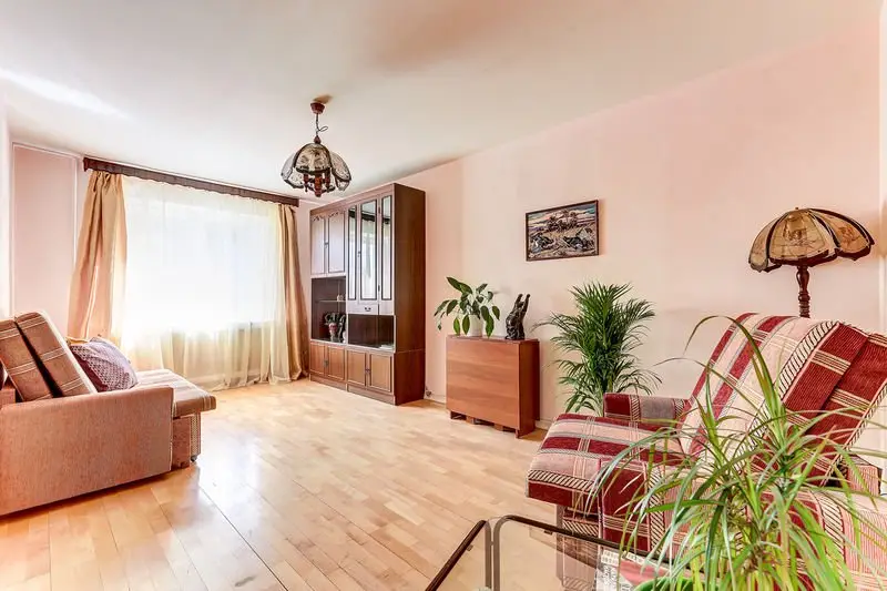 Санкт-Петербург: Apartamenty Bud kak doma na Finlyandskom prospekte, d. 1, kv. 35