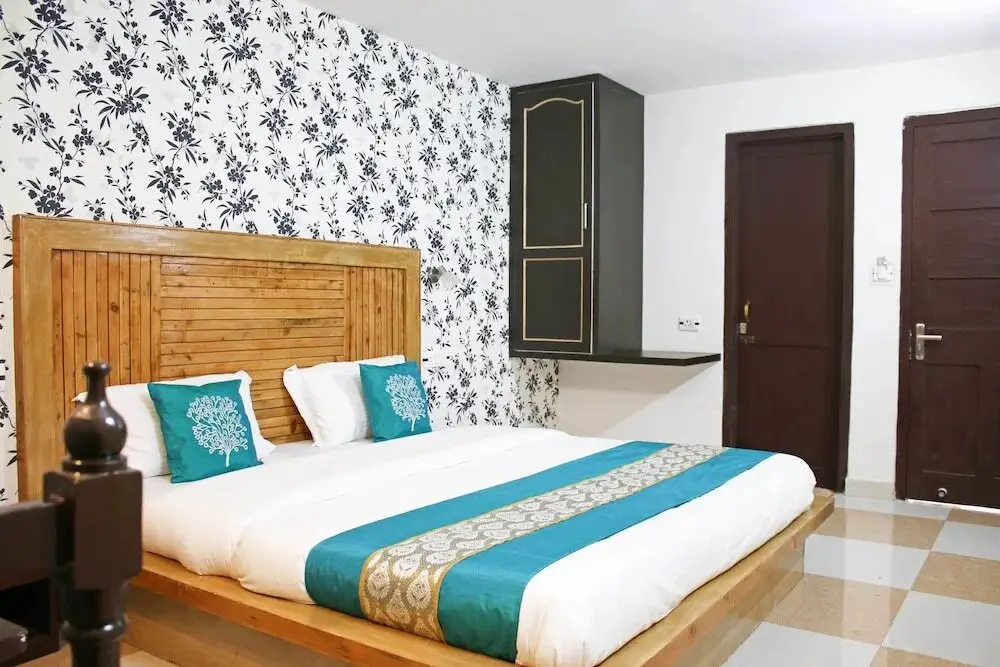 Шринагар: OYO Rooms Near Zero Bridge
