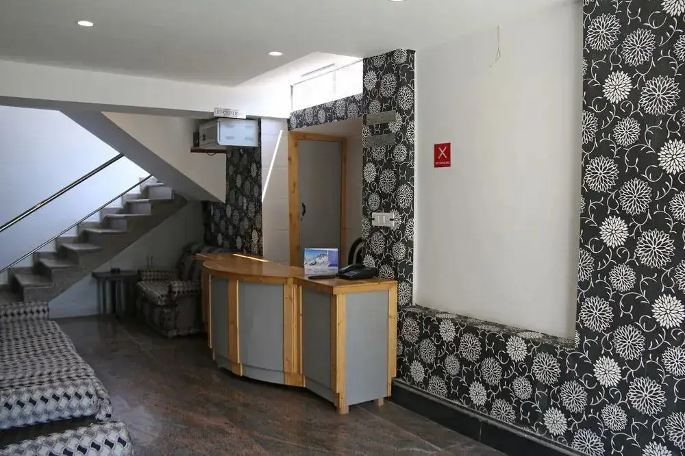 Шринагар: OYO Rooms Near Zero Bridge