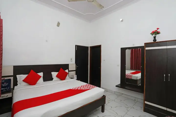 Варанаси: OYO 9928 Hotel Haveli Inn1