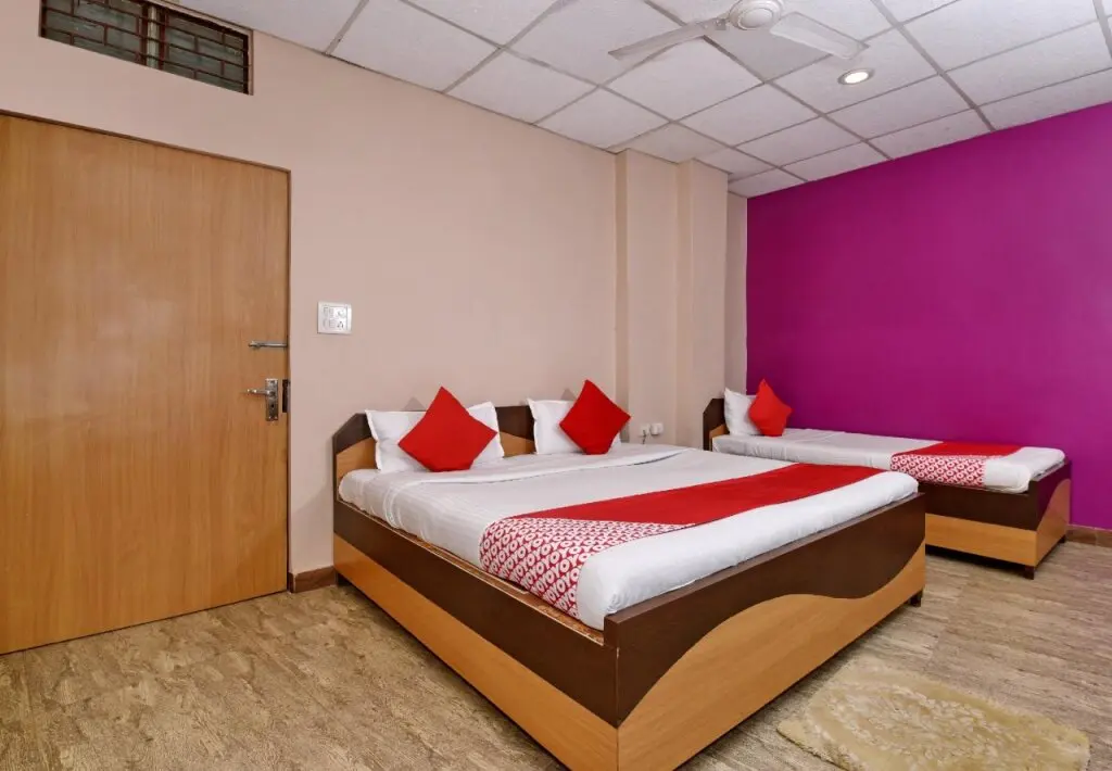Варанаси: Hotel Garden Inn By OYO Rooms
