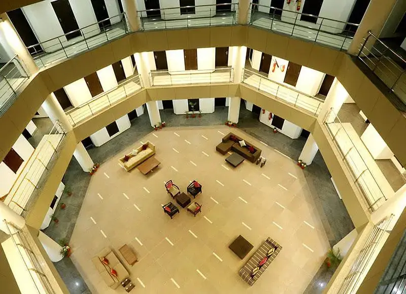 Алипур: Fairvacanze Inn & Suites Delhi NCR-Kundli