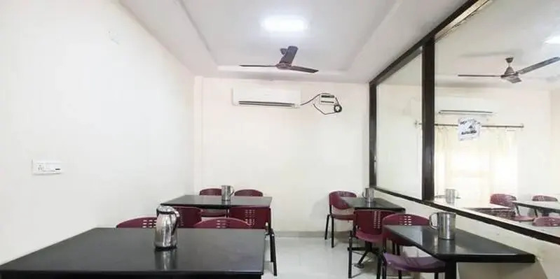 Какинада: Hotel Vijaya Sri