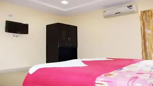 Карнул: OYO 66120 Sai Priyanka Comfort Inn