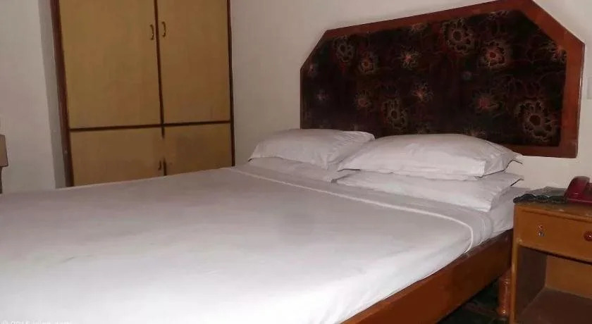 Гунтур: Swagruha Hotels