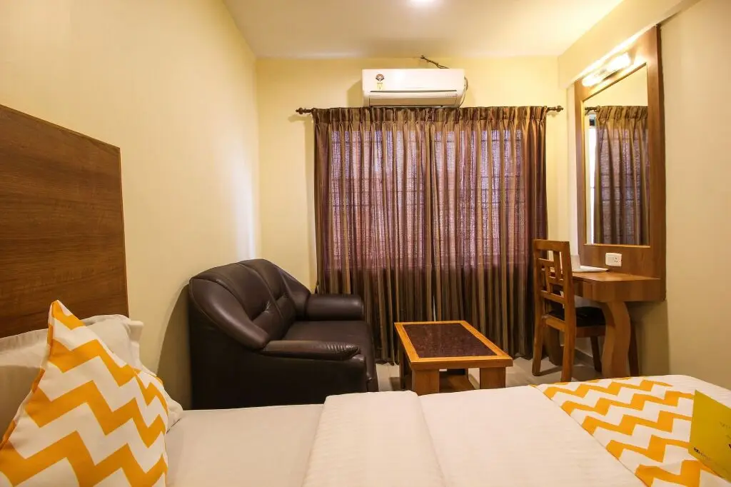 Коимбатур: Fabhotel Jansi Deluxe Gandhipuram