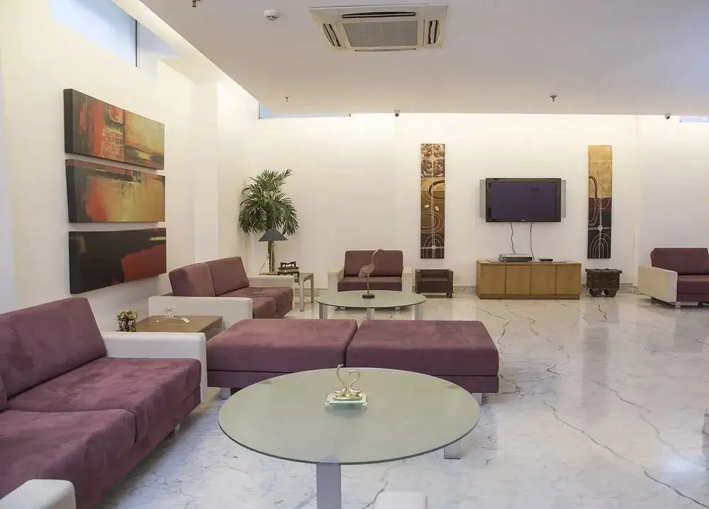 Гуруграм: FabHotel Raj Darbar Iffco