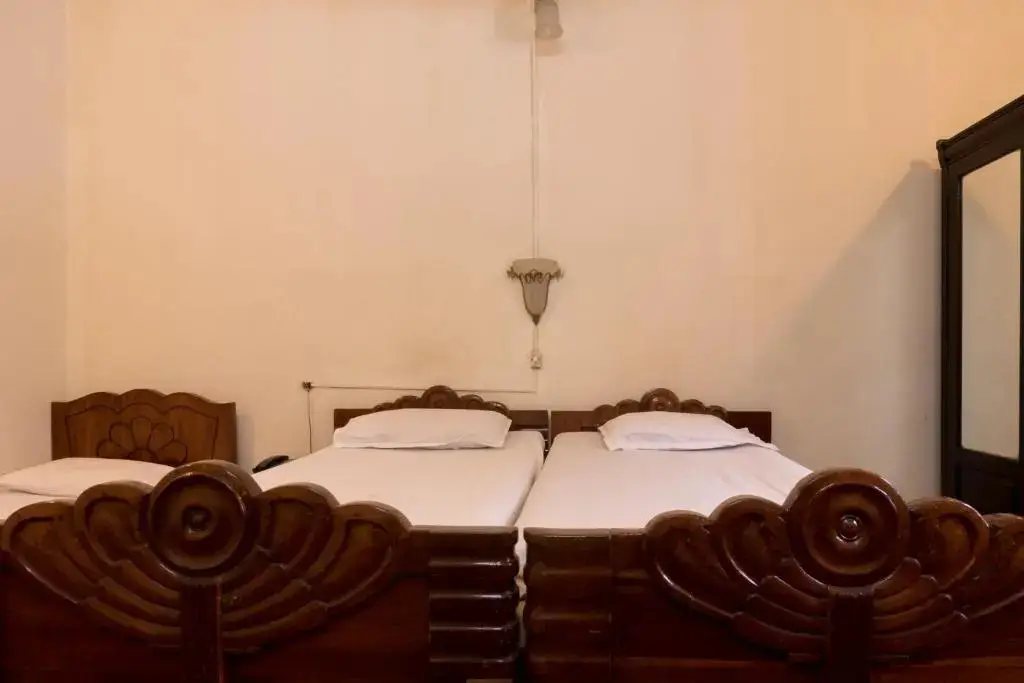 Мумбаи: Bed and Breakfast at Colaba