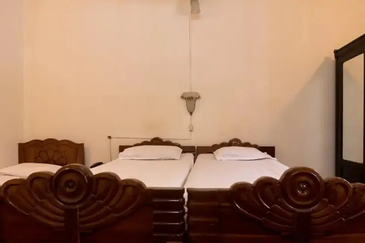 Мумбаи: Bed and Breakfast at Colaba