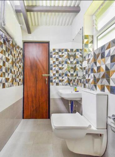 Ути: Reflections Guest House