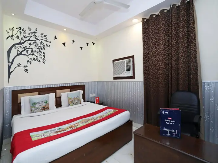 Нью-Дели: OYO 4882 Hotel Golden Park