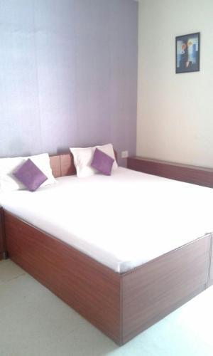 Пуна: 12 Star Viman Nagar
